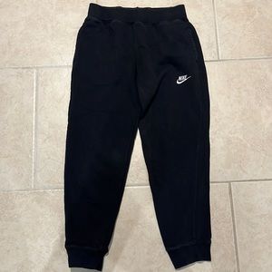 Black Nike sweatpants